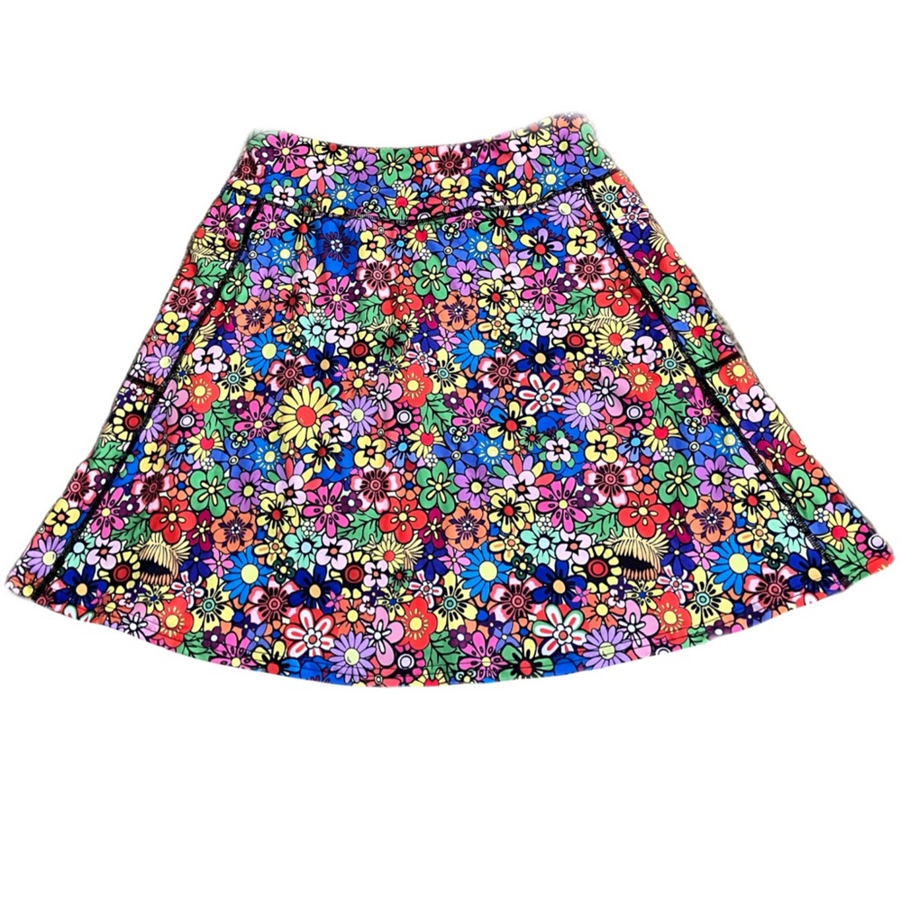 Koralhy Skort, Sz. M, Vibrant Floral, 2 Side Pouch Pockets, 1 Pocket On Shorts